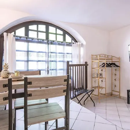 Suite & Castle - Au Pied Du Chateau D'Annecy Exterior foto